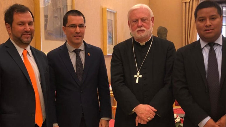 Gobierno ratificó al Vaticano disposición al diálogo