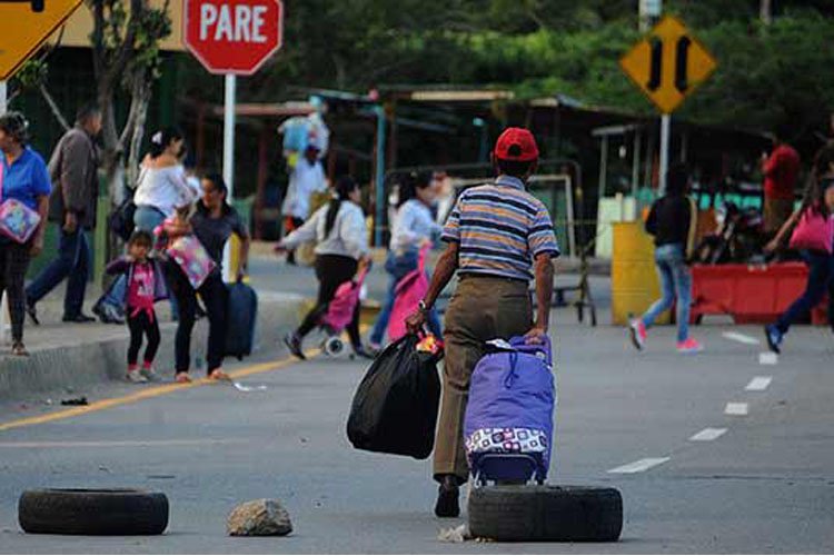 Principales pasos fronterizos entre Colombia y Venezuela reabren a peatones