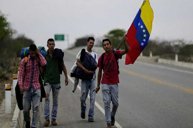 Arreaza: Acnur manipula escandalosamente cifras de venezolanos migrantes