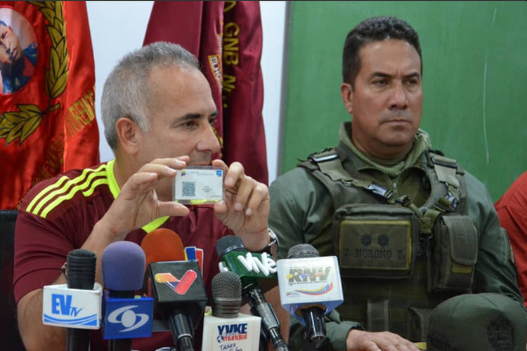Venezuela pedirá carnet fronterizo a colombianos en frontera
