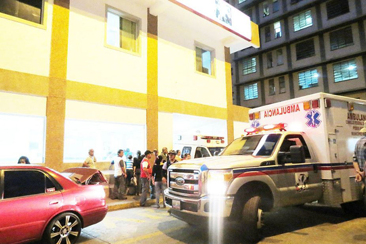 Matan a abogado de múltiples puñaladas en Trujillo