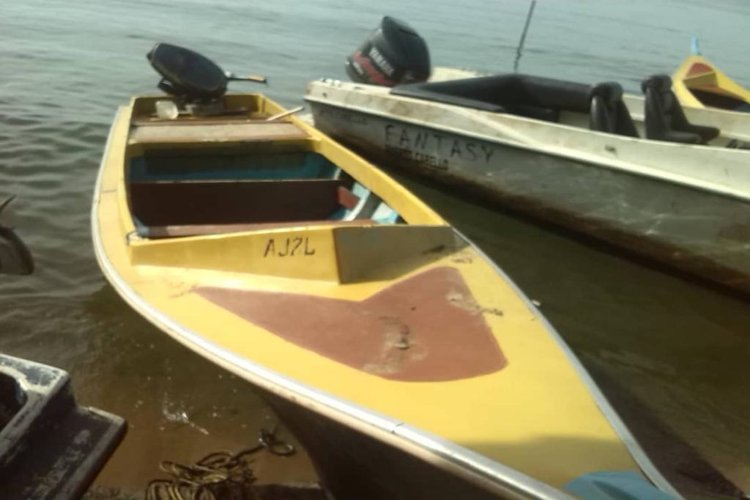 Brigada lacustre del CPBEZ desarticuló banda de piratas del lago y rescató pescadores en cautiverio