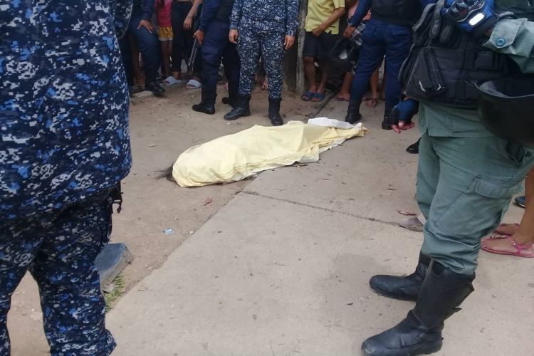 Tragedia enluta aniversario de Coro: Dos manifestantes mueren arrollados y otros cinco resultan heridos