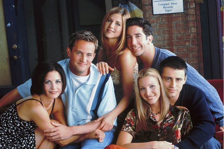 Jennifer Aniston se sorprende al descubrir la ansiedad de Matthew Perry en grabaciones de ‘Friends’