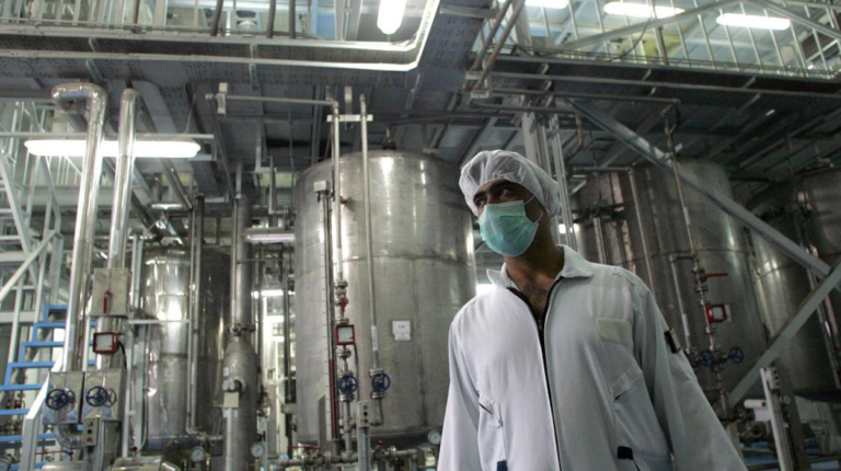 ONU confirma que Irán ha superado el límite de uranio permitido en acuerdo