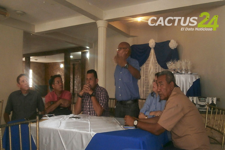 Alcaldía y Concecarirubana agasajan a periodistas en su día