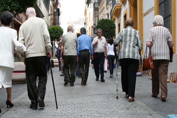 Detenidos por robar a ancianos en sus casas haciéndose pasar falsos técnicos de electricidad