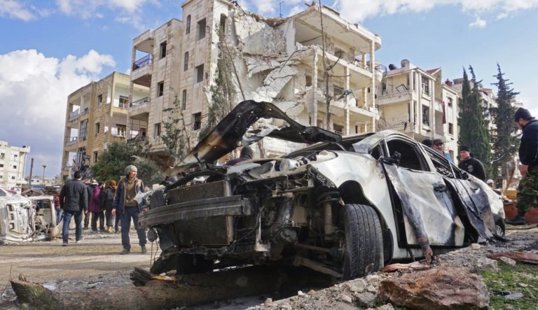 Al menos 11 muertos deja explosión de un coche bomba en el norte de Siria