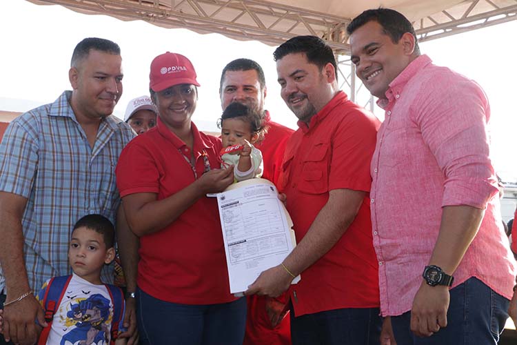 GMVV entregó 96 casas y 608 títulos de propiedad en Los Taques