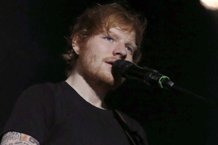 Ed Sheeran confirma que se casó con Cherry Seaborn