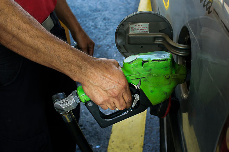 Bloquearán chip para gasolina a quienes surtieron su vehículo varias veces al día en Zulia