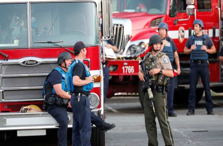 Cuatro muertos y 15 heridos dejó tiroteo en un festival en California (EEUU)