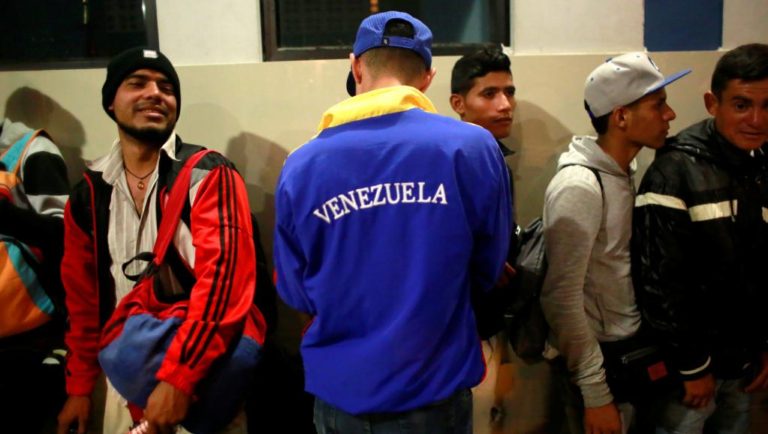 Venezolanos en Perú deberán solicitar visa para Chile en Lima