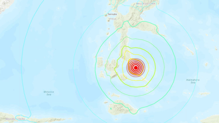 Lo último: Alerta de tsunami tras un terremoto de magnitud 7,4 en Indonesia