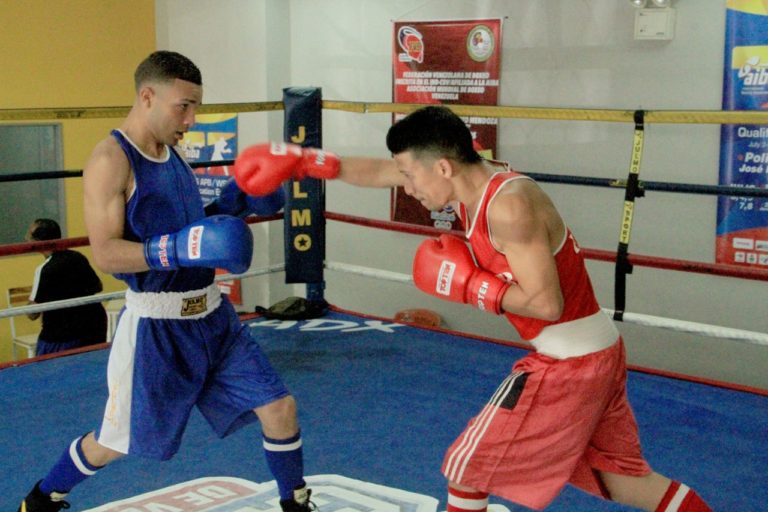 Gran encuentro de Boxeo Falcón vs Distrito Capital con más de 15 combates estelares