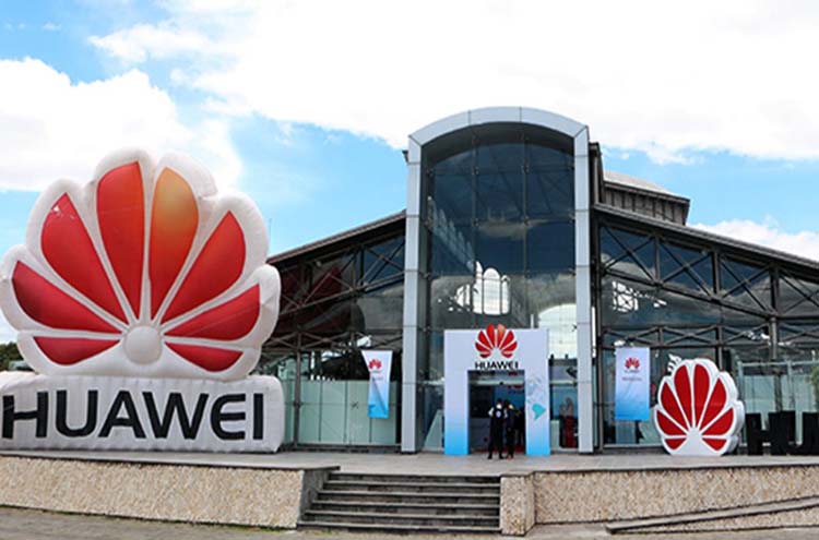 Huawei pone a prueba nuevo teléfono con propio sistema operativo