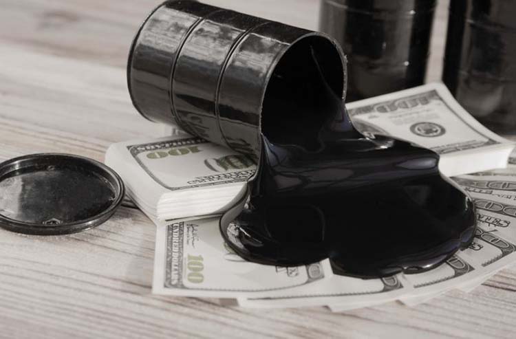 El barril de petróleo Brent cae por debajo de los 58 dólares y llega a su mínimo de 7 meses
