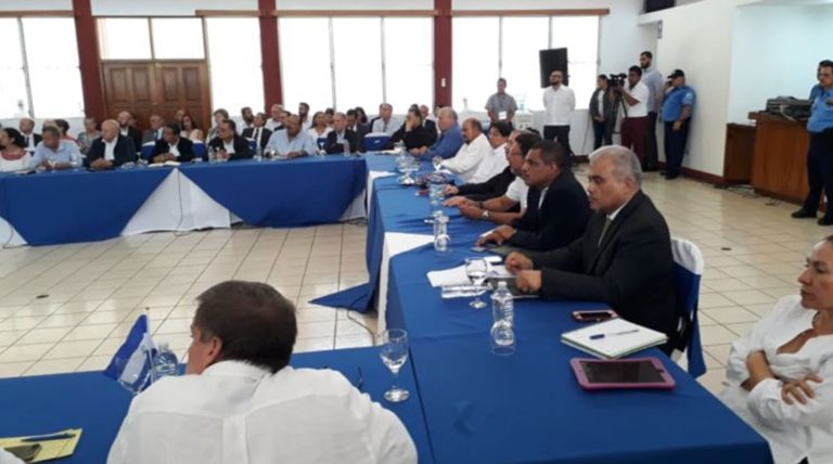 España pide al Gobierno de Nicaragua que reanude el diálogo con la oposición