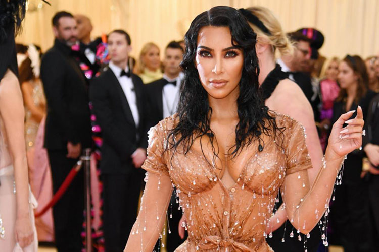 Kim Kardashian fue demandada por ex empleados