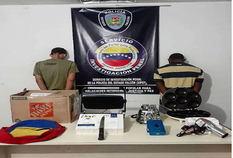 Dos sujetos fueron detenidos luego de robar una casa en Coro