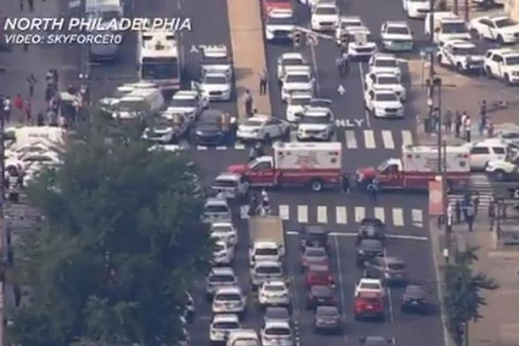 Al menos 5 policías resultan heridos en un tiroteo en Filadelfia