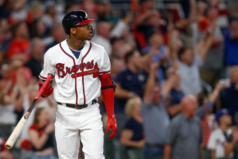 Acuña Jr. hace historia al llegar a los 40 jonrones