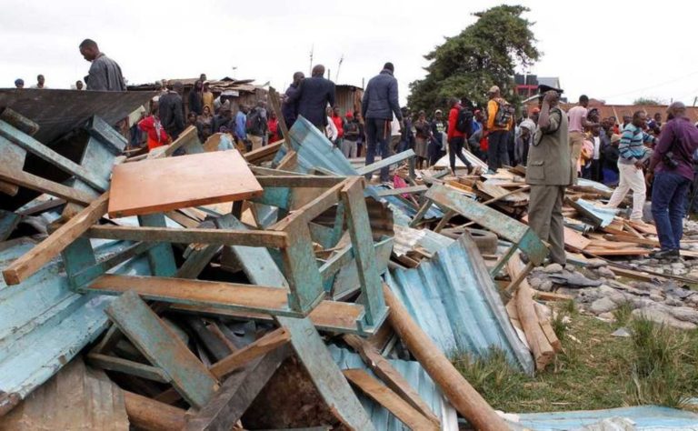 Al menos 7 niños muertos y 57 heridos al derrumbarse una escuela en Nairobi