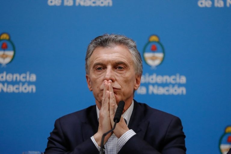 Citan a declarar a Macri por el espionaje a las familias de las víctimas del submarino
