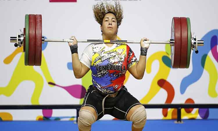 Venezolana Naryury Pérez alzó la medalla de bronce en Mundial de halterofilia en Tailandia