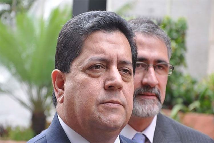 Niegan al diputado Edgar Zambrano juramentar a su defensa