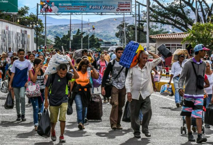 Ecuador, Perú y Chile coordinan acciones frente a migración venezolana