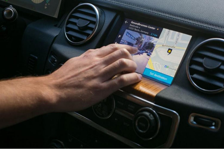 Google Maps y Waze se integran a Siri para guiar a los conductores