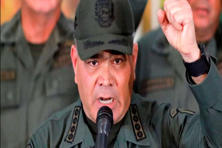 Padrino López denuncia nueva incursión de aeronaves de EEUU en espacio venezolano