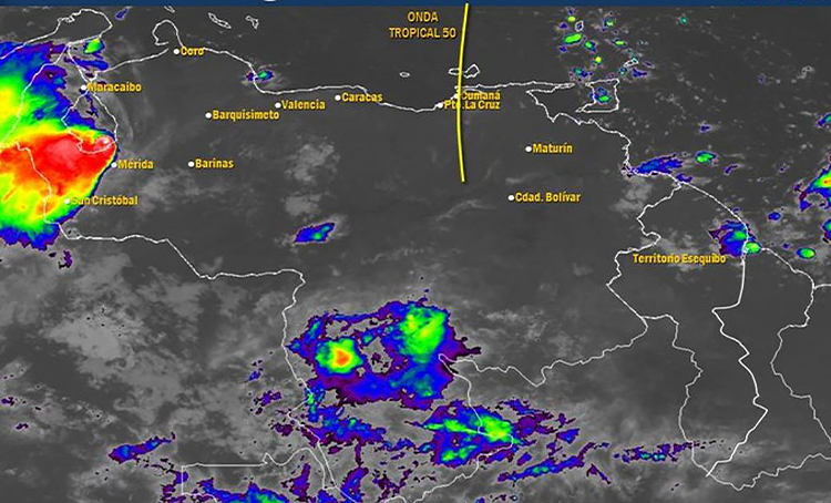 Inameh: Onda tropical N° 50 se desplaza por el centro del país