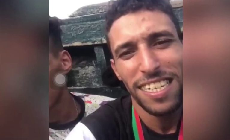 Campeón marroquí taekwondo emigra a Lanzarote en bote y tira medalla al mar