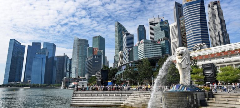 La economía de Hong Kong entra en recesión técnica, primera vez en 10 años
