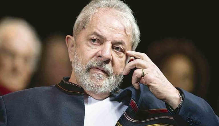 Lula compara a Bolsonaro con el capitán del Titanic