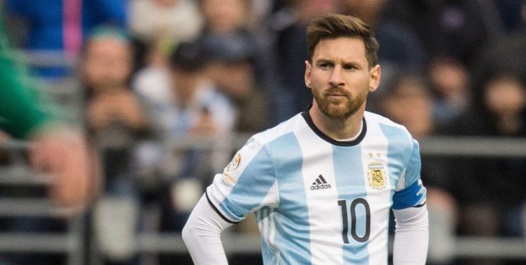 Video: Con triplete de Messi Argentina gana a Bolivia