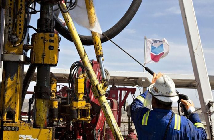 Por tres meses más Chevron continuará operaciones en Venezuela