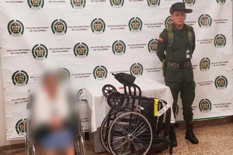 Abuelita intentaba transportar 17 kilos de cocaína a España en su  silla de ruedas