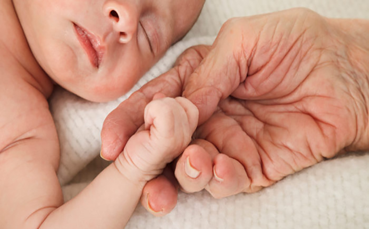 Con un solo pulmón tuvo su primer hijo A los 75 años