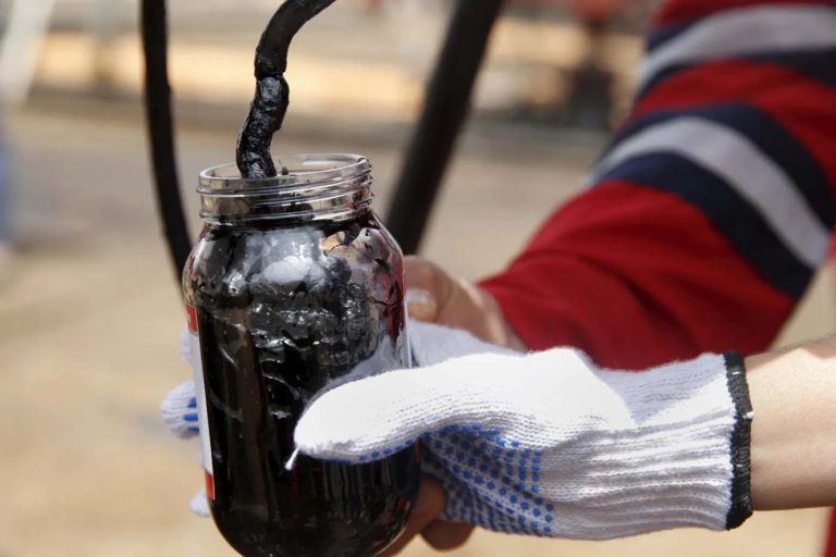 El conglomerado indio Reliance retomará la compra de crudo venezolano