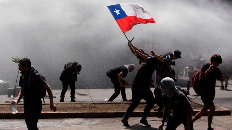 Chile renuncia a organizar las cumbres de APEC y COP25 debido a las protestas