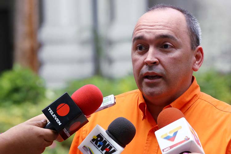 Francisco Torrealba: CNE sería designado por omisión legislativa