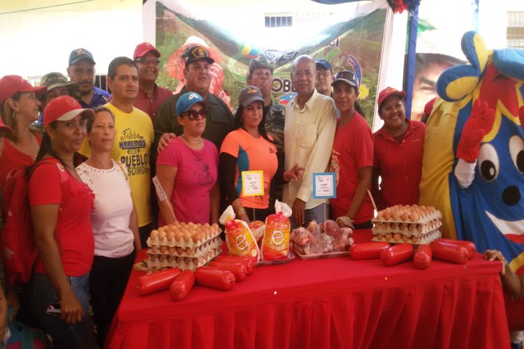 Concelostaques presente en «Gobierno de Calle» en Amuay