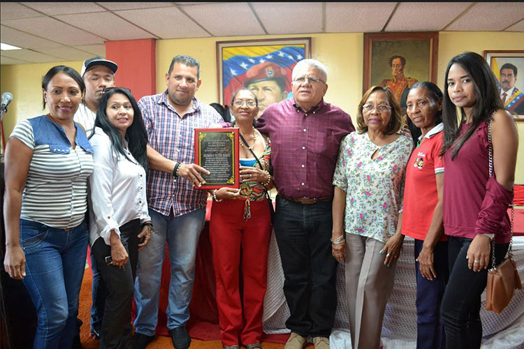 ConceCarirubana celebra sesión en honor a Fernando Reyes