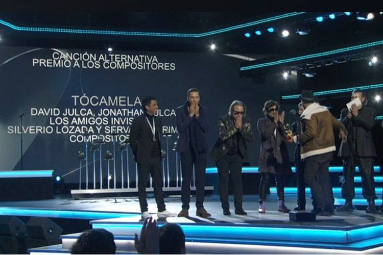 Amigos Invisibles y Servando Primera ganan Grammy Latino por Canción Alternativa