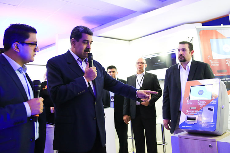 Banco de Venezuela activa taquillas Petro