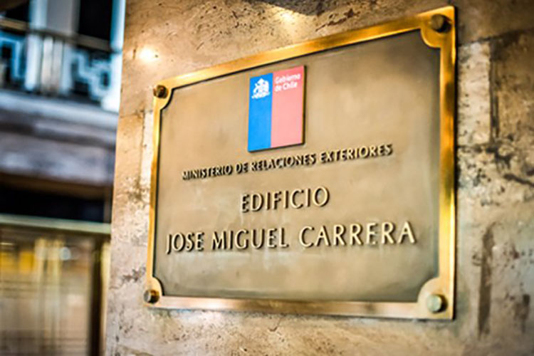 Consulado de Chile suspende atención el 8 y 11 de noviembre por cambio de sede