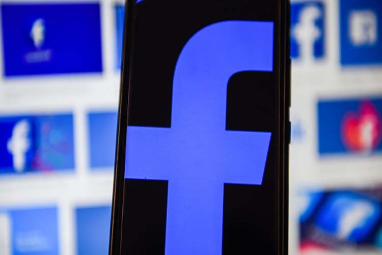 Facebook eliminó 5.400 millones de cuentas falsas 